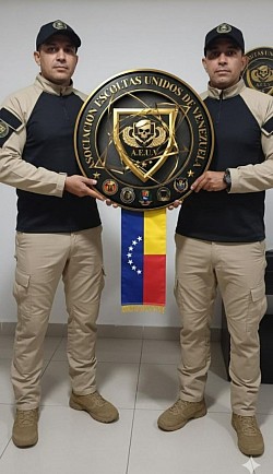 UNIFORME